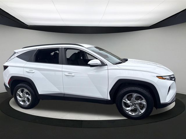 2023 Hyundai Tucson SEL photo 3