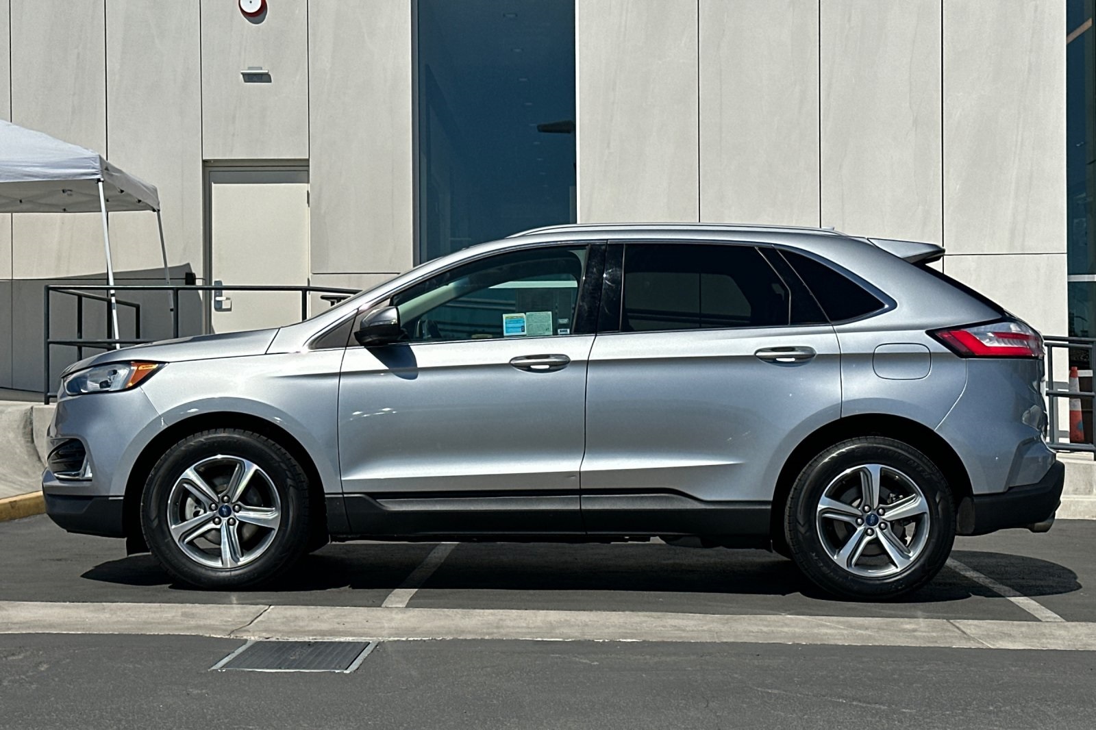 2020 Ford Edge SEL photo 6