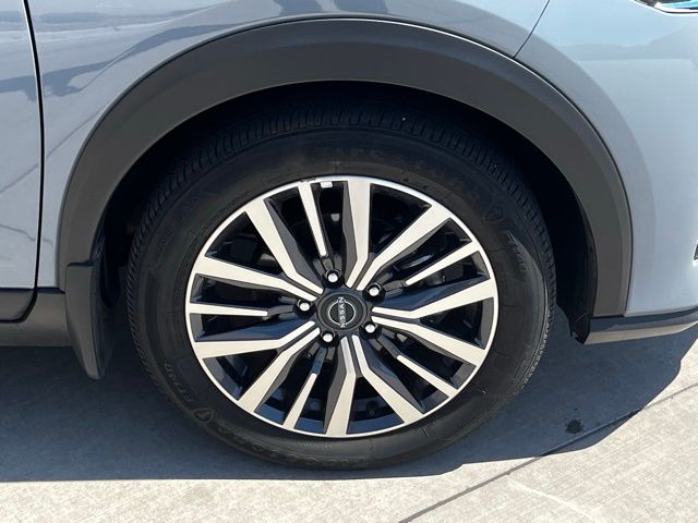 2024 Nissan Kicks SV photo 4