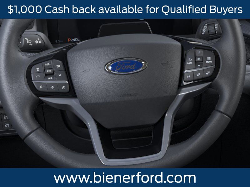 2026 Ford Explorer Platinum photo 2