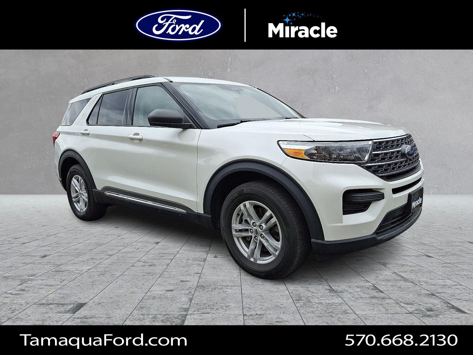 2022 Ford Explorer XLT's photo