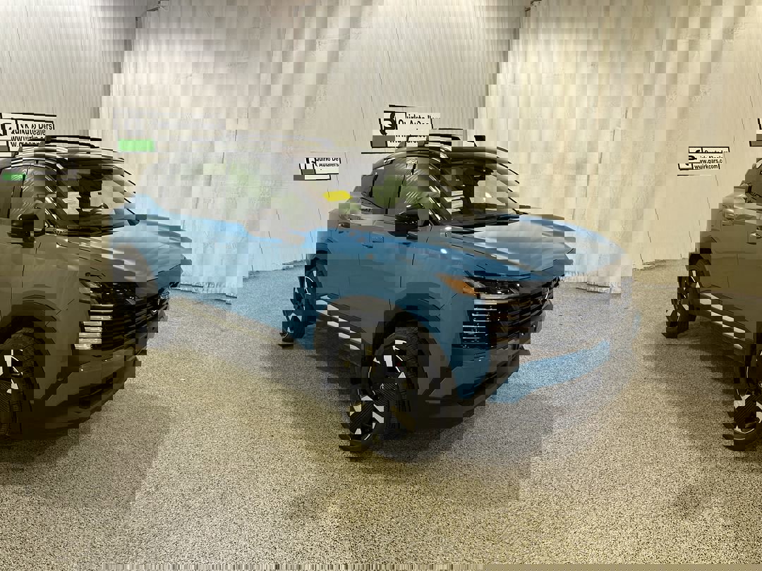 2026 Nissan KICKS SR AWD's photo