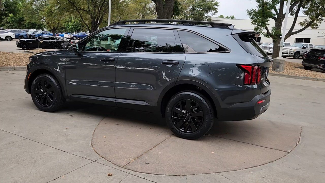 2022 Kia Sorento X-Line S photo 2