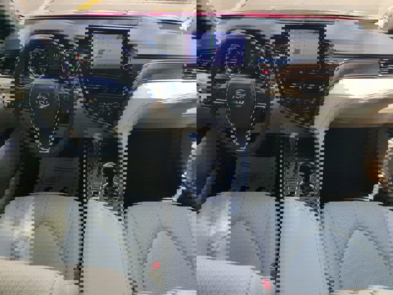 2023 Toyota Camry Hybrid XLE photo 14