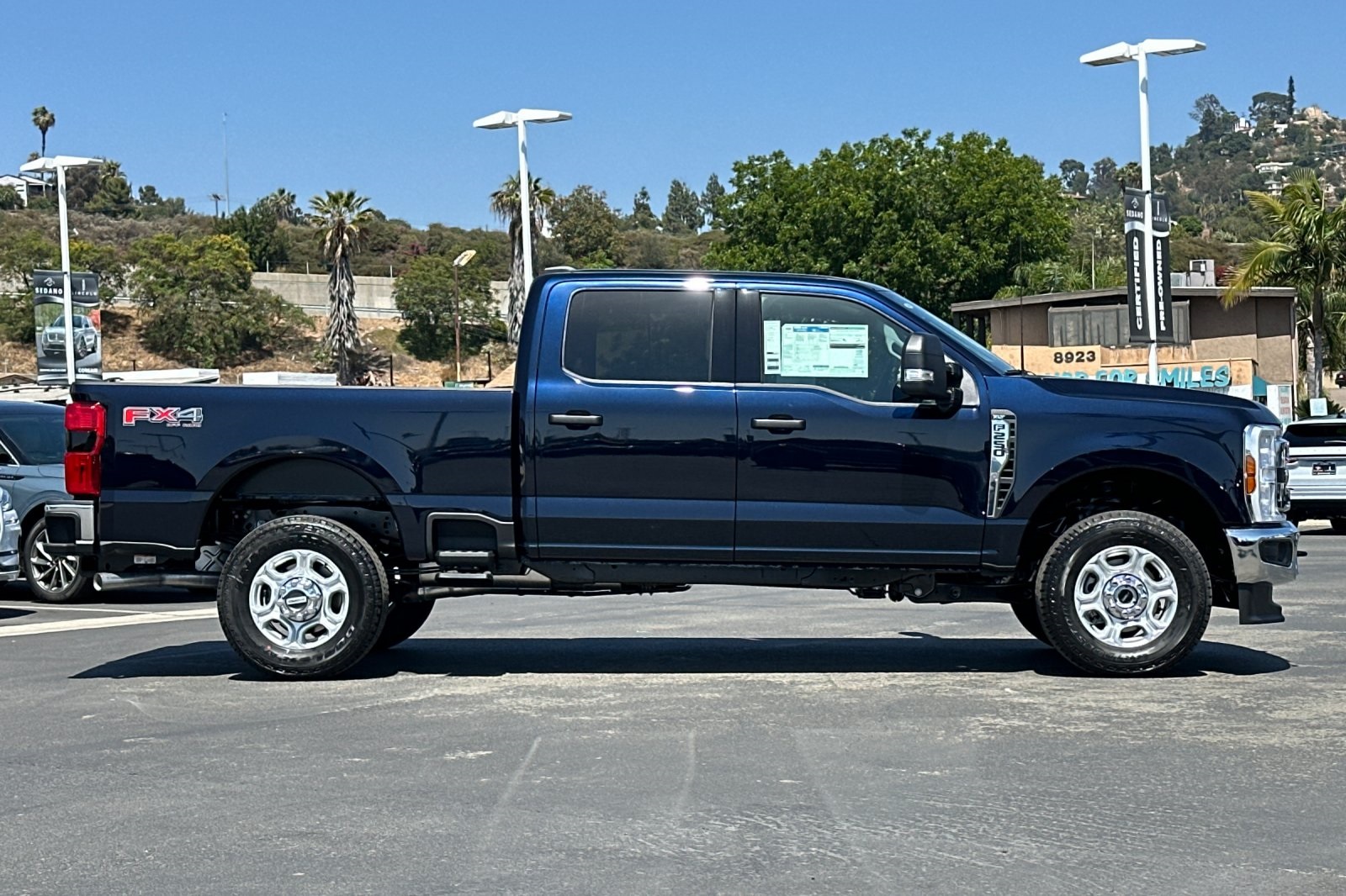 2025 Ford F-250 XLT photo 2