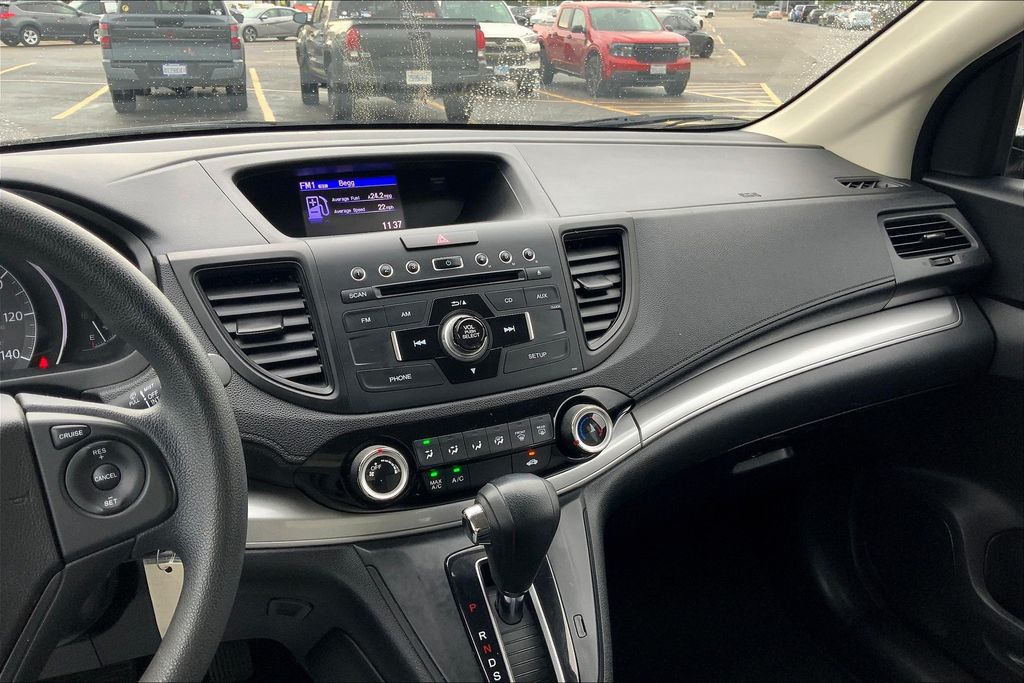 2015 Honda CR-V LX photo 4