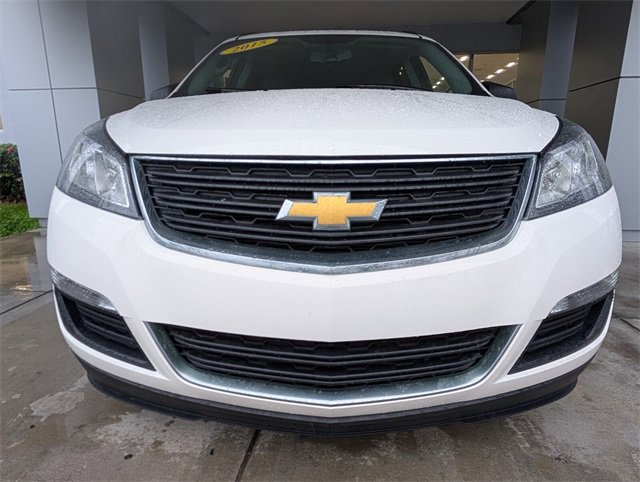 Used 2015 Chevrolet Traverse LS with VIN 1GNKRFKD0FJ173206 for sale in Fort Lauderdale, FL