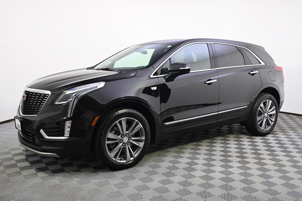 Certified 2025 Cadillac XT5 Premium Luxury with VIN 1GYKNDRS1SZ120064 for sale in Minneapolis, Minnesota