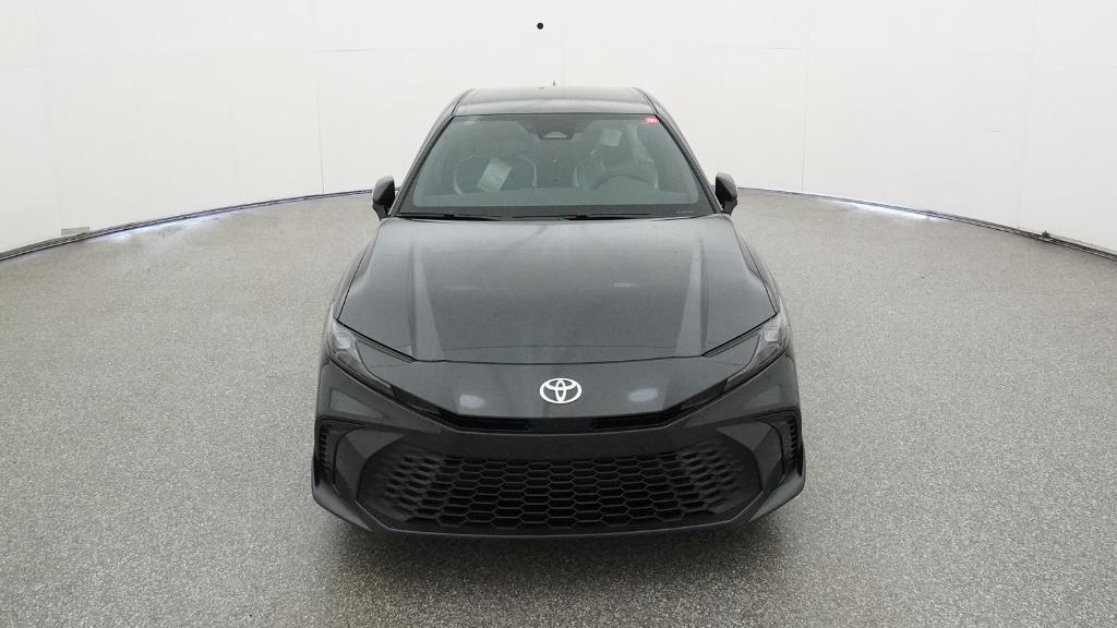 2025 Toyota Camry SE photo 2