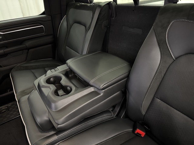 2026 Ram 1500 Laramie photo 4