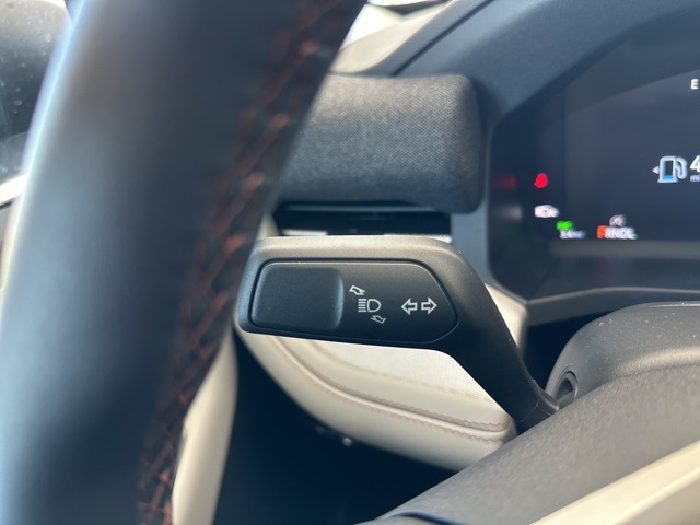 2025 Ford Explorer photo 13
