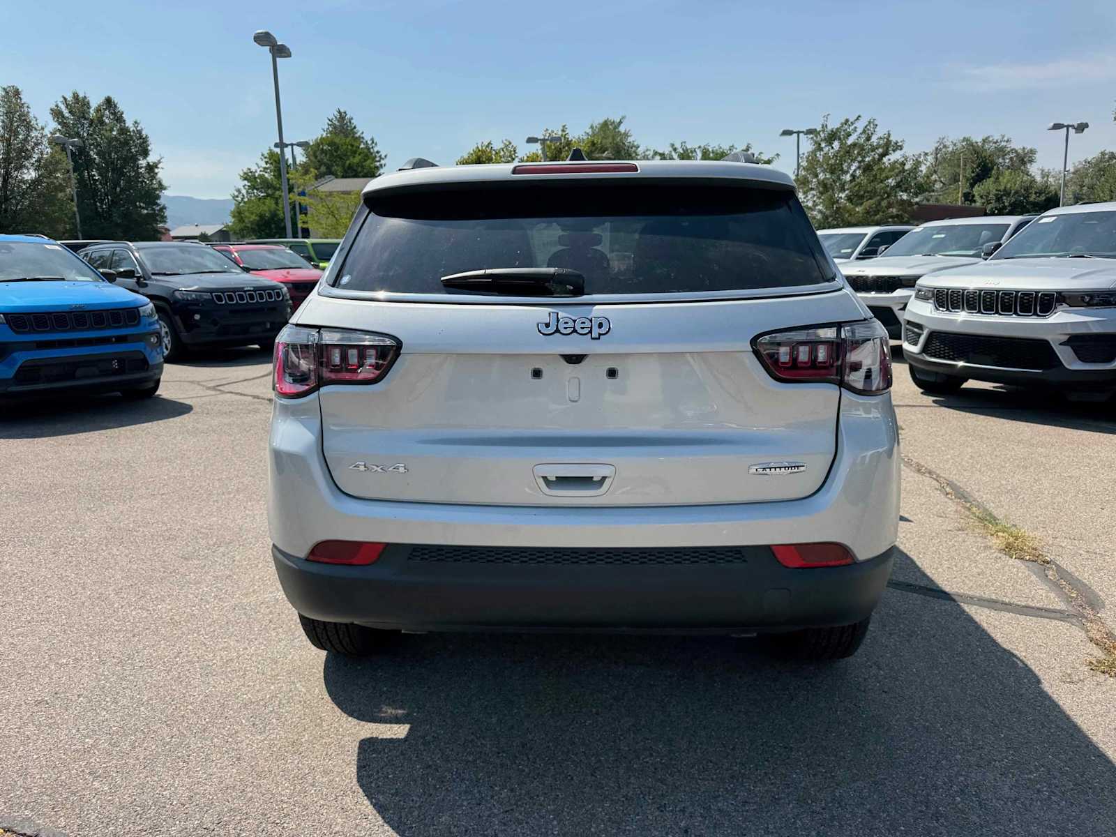 2025 Jeep Compass Latitude photo 4