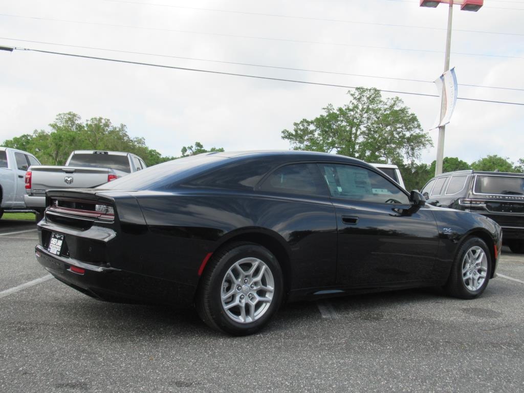 2025 Dodge Charger R/T photo 6