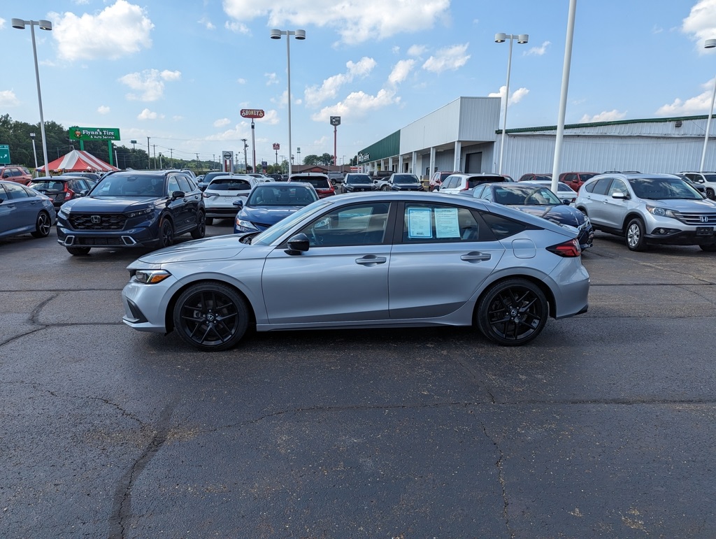 2024 Honda Civic Sport photo 2