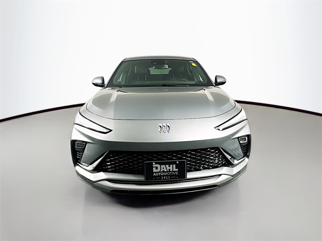 2024 Buick Envista Avenir photo 2