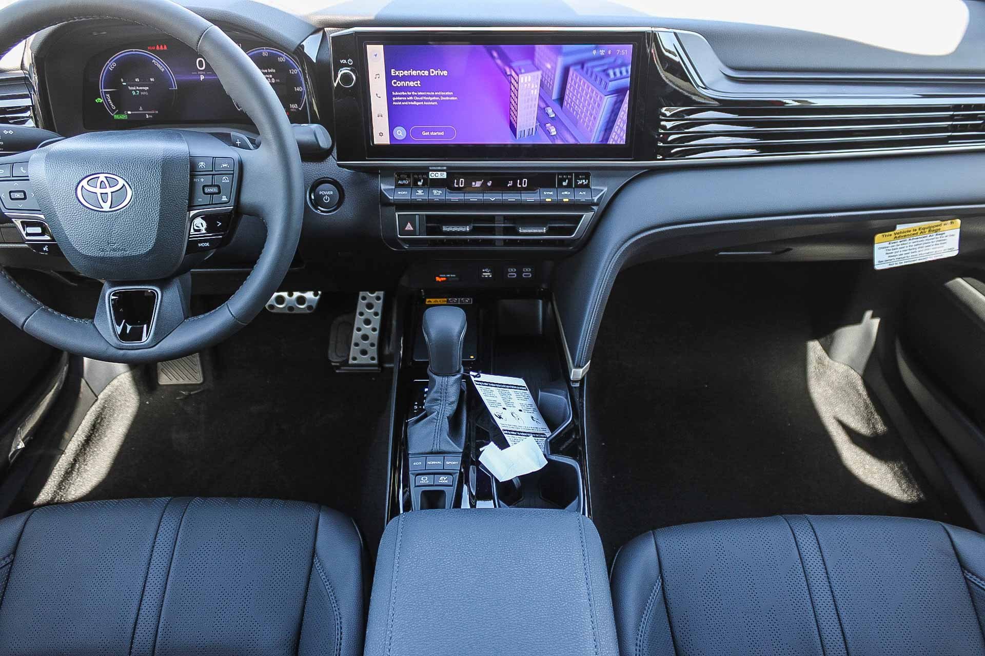 2025 Toyota Camry XSE photo 14