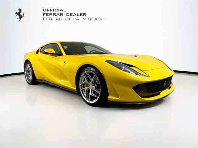 2019 Ferrari 812 Superfast Base