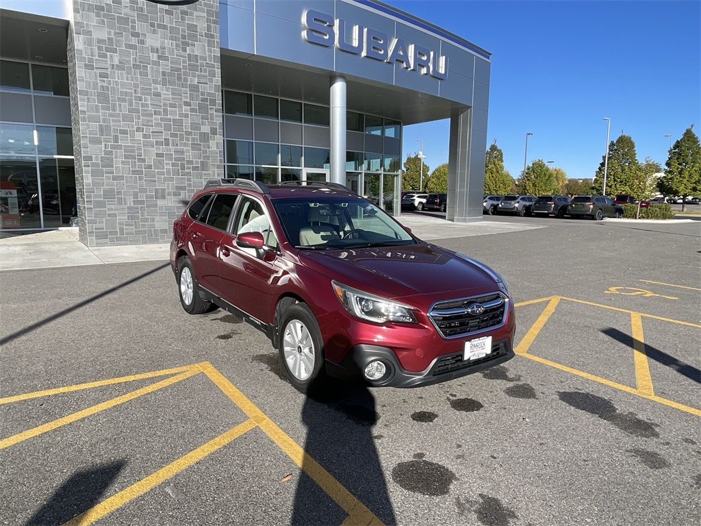 2018 Subaru Outback 2.5i Premium photo 2
