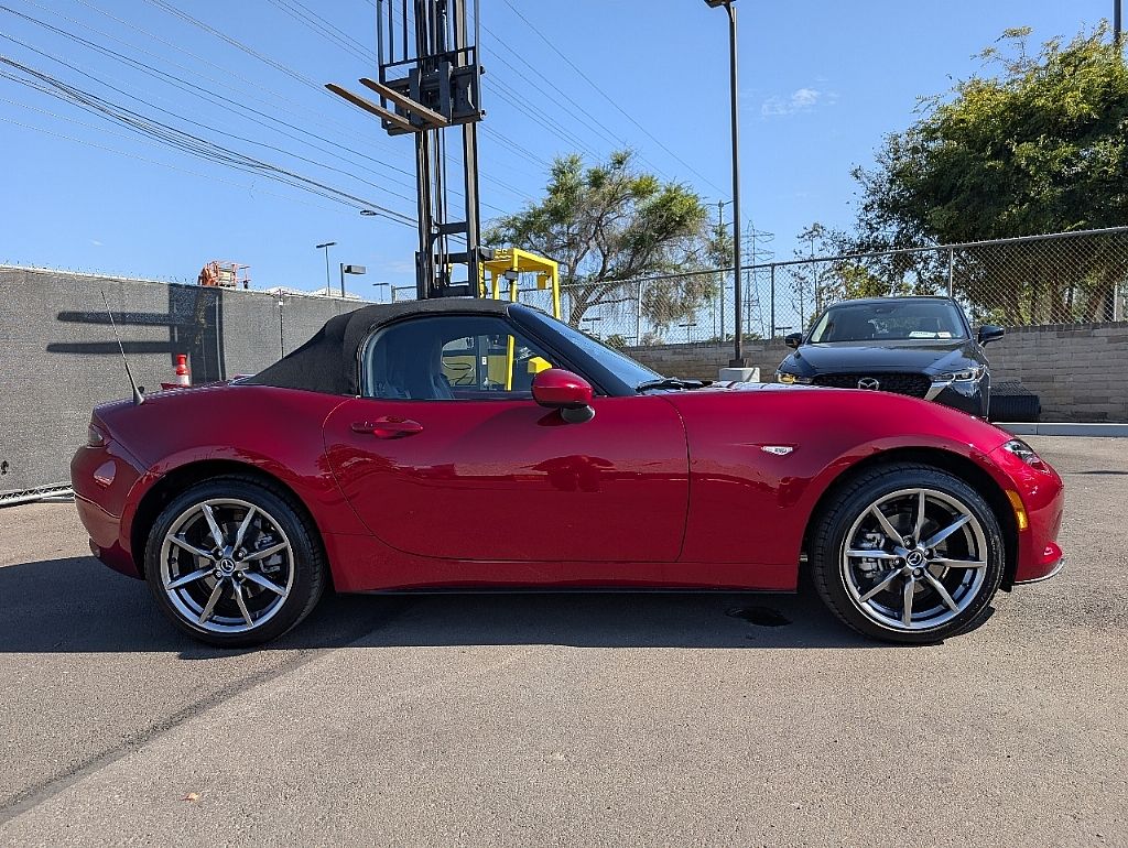 2023 Mazda MX-5 Miata Miata Grand Touring photo 6