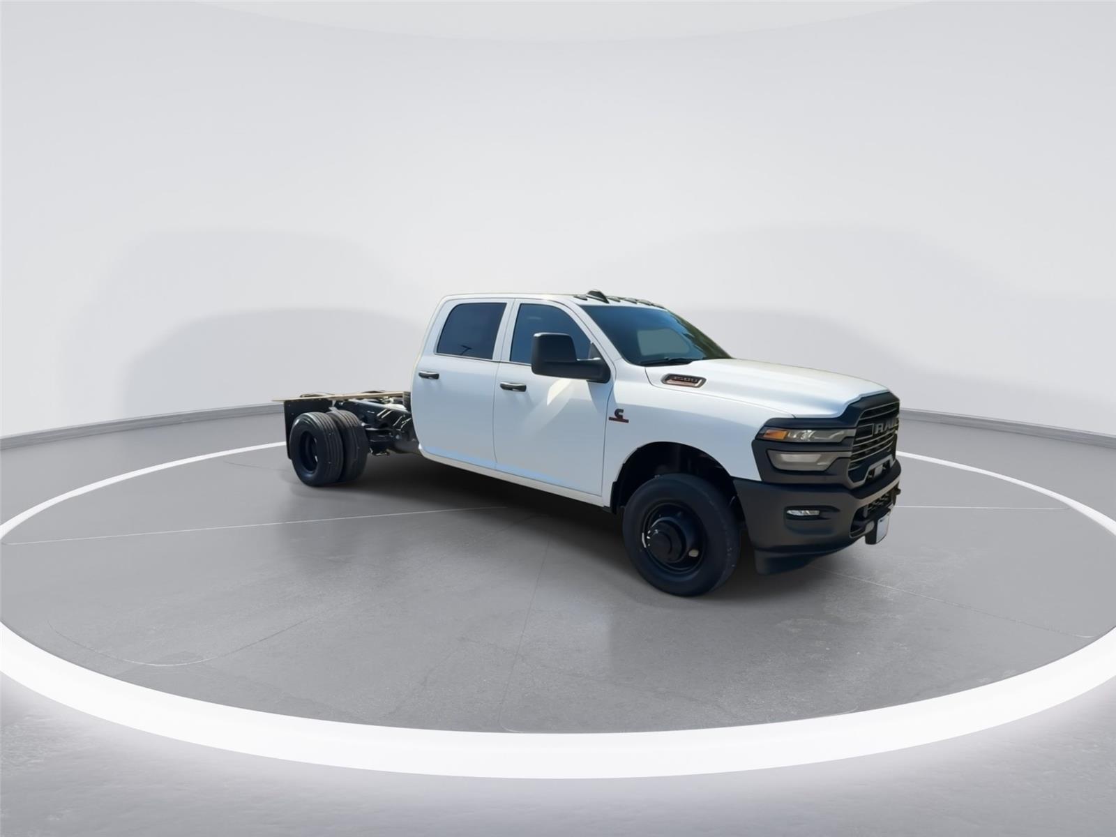 2026 Ram 3500 Tradesman photo 2