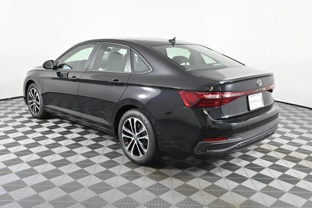 2025 Volkswagen Jetta 1.5T Sport photo 3