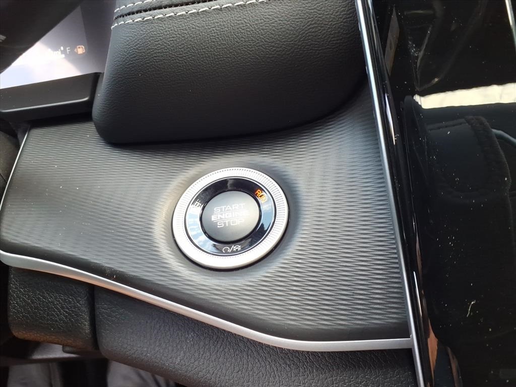 2025 Jeep Grand Cherokee Altitude X photo 17