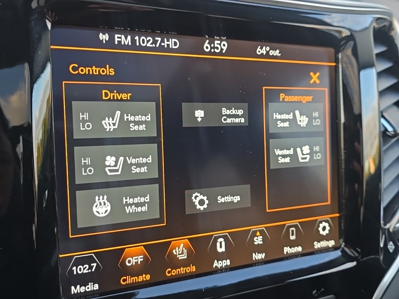 2020 Jeep Cherokee Limited photo 26
