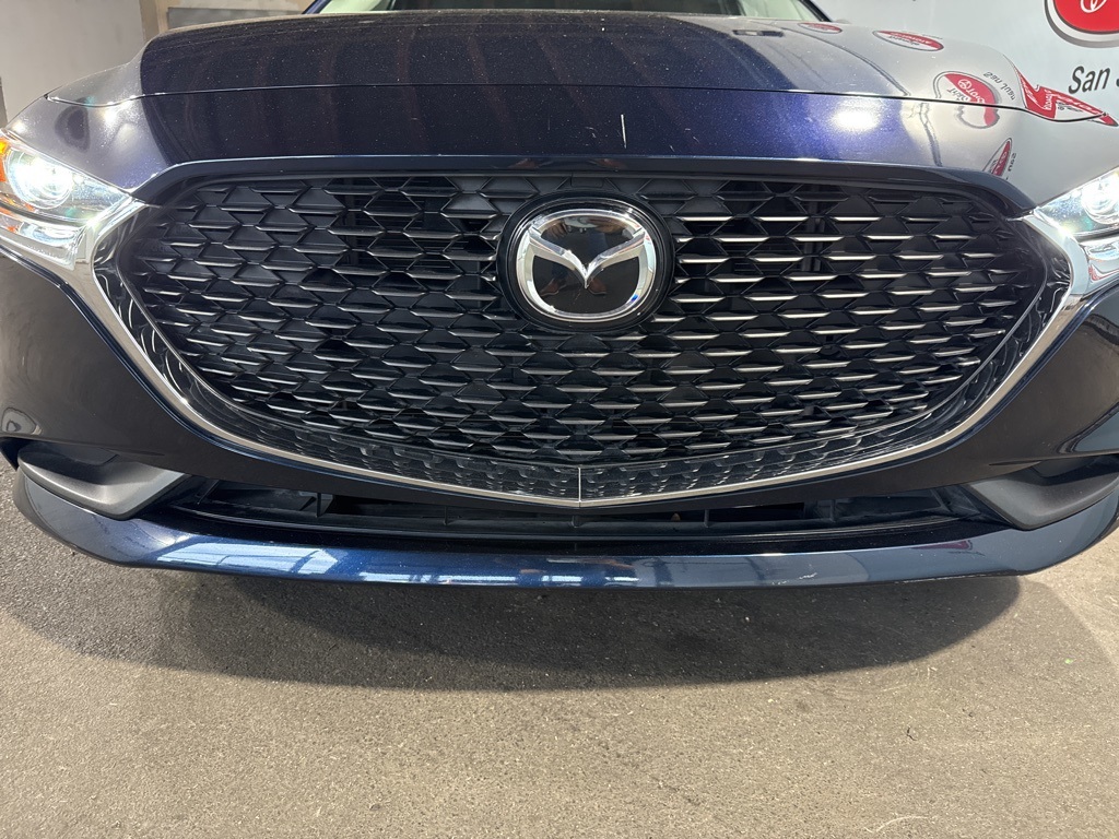 2022 Mazda Mazda3 Select photo 11