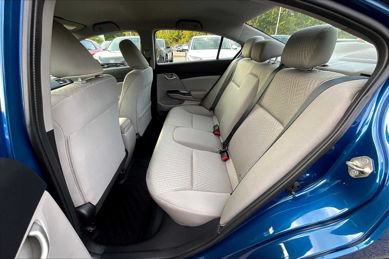 2015 Honda Civic LX photo 15
