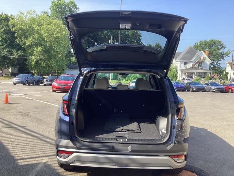 2025 Hyundai Tucson SEL Convenience photo 8