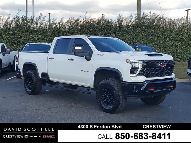 2024 Chevrolet Silverado 2500HD ZR2's photo