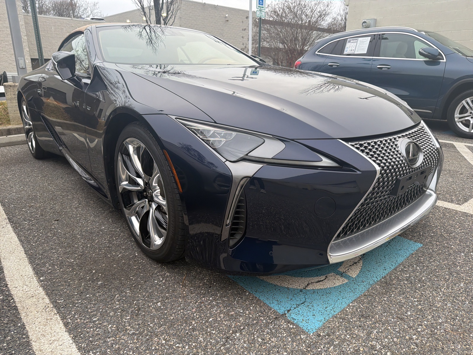 2023 Lexus LC 500's photo