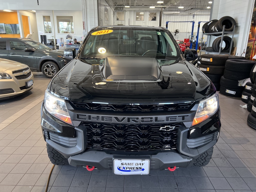 2021 Chevrolet Colorado ZR2 photo 2