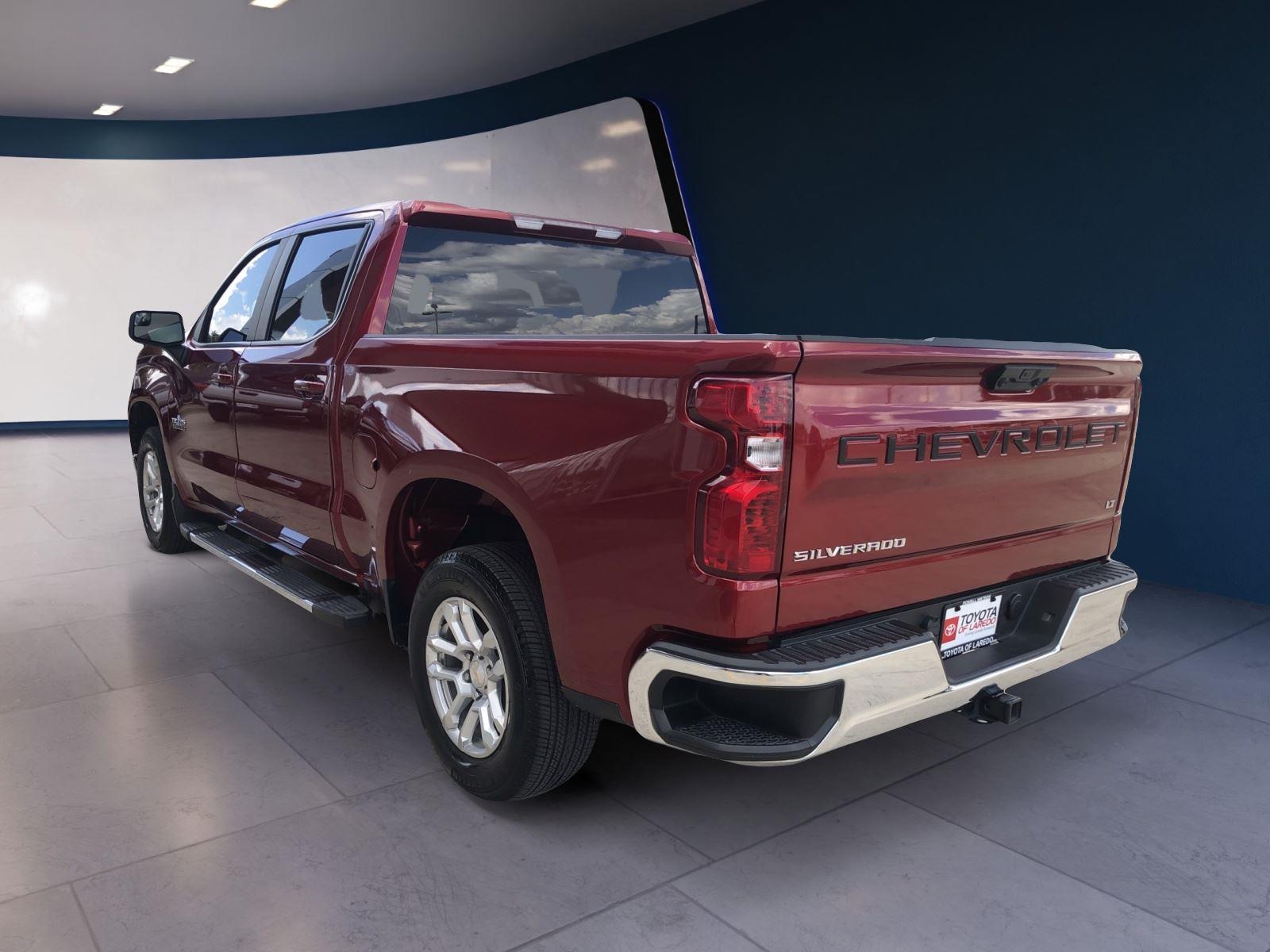 2024 Chevrolet Silverado 1500 LT photo 2