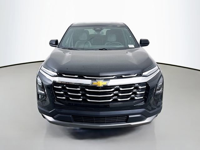 2026 Chevrolet Equinox LT photo 2
