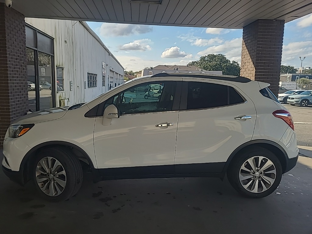 2019 Buick Encore Preferred photo 2