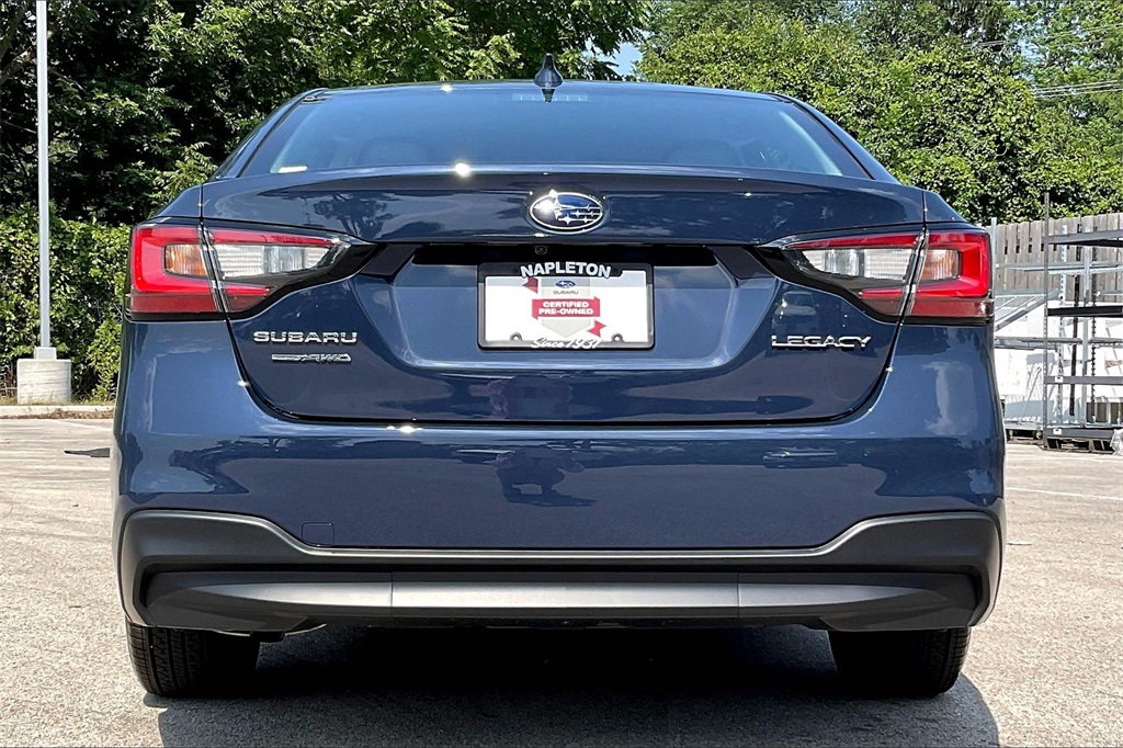 2025 Subaru Legacy Premium photo 3