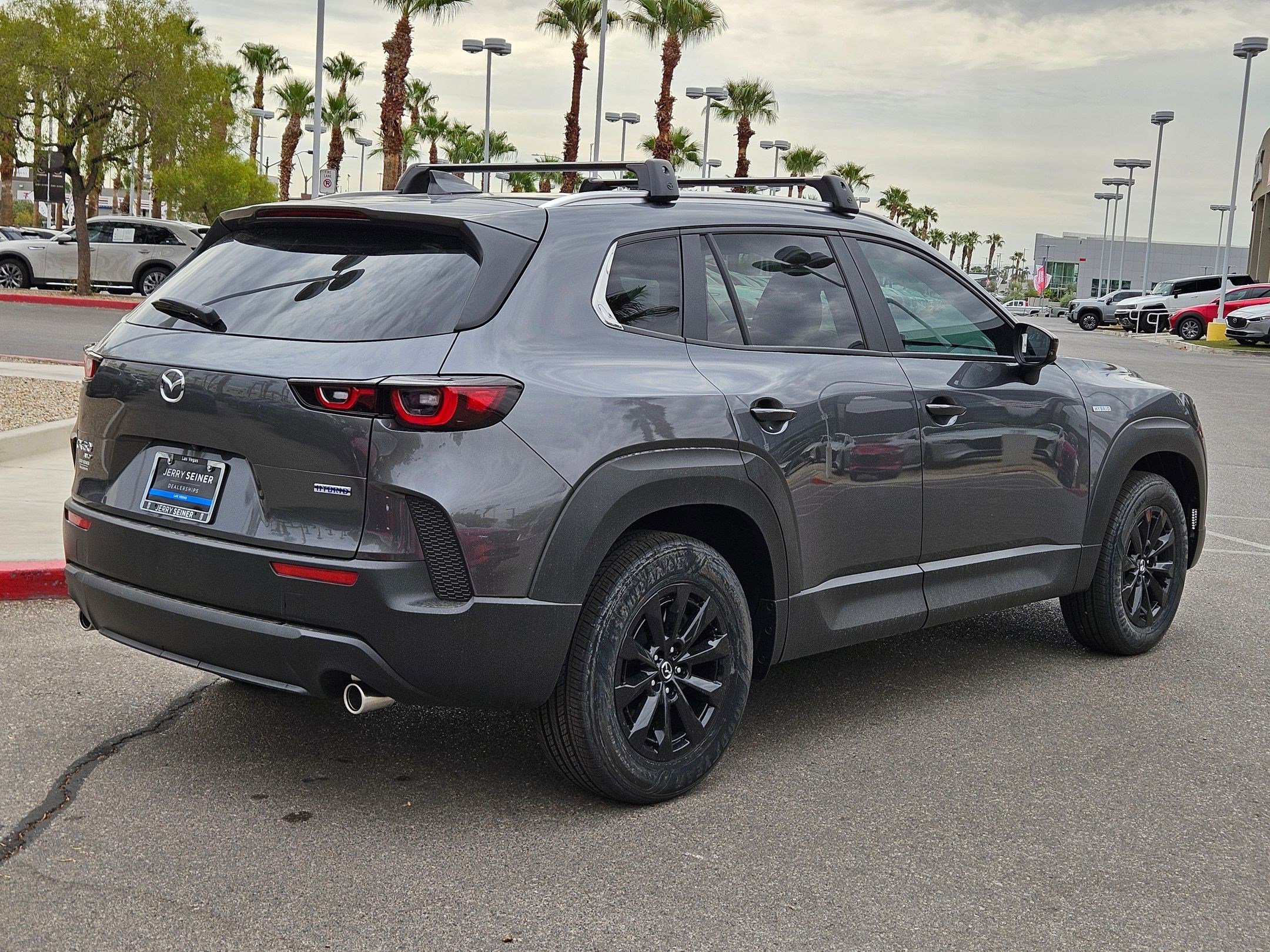 2025 Mazda CX-50 Preferred photo 5