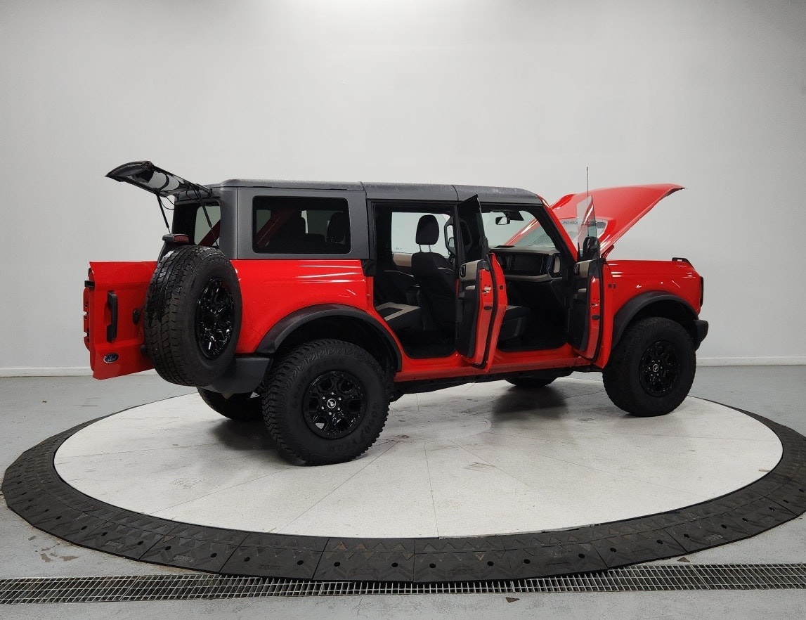 2022 Ford Bronco Wildtrak photo 13