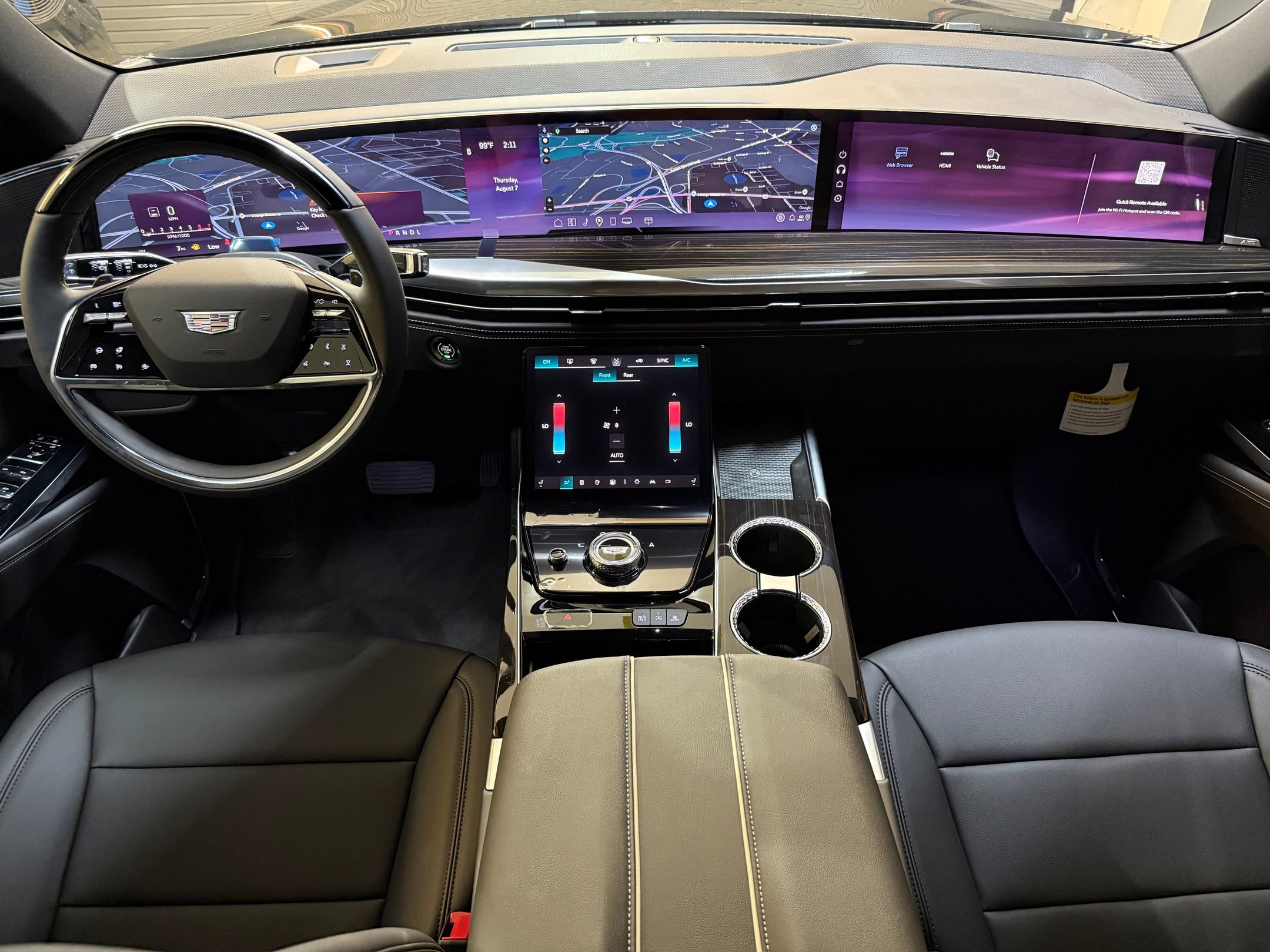 2025 Cadillac Escalade ESV Luxury photo 11