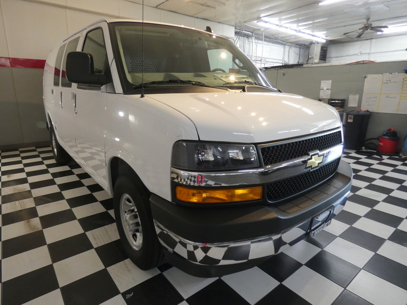 2023 Chevrolet Express Cargo Van 2500 photo 2
