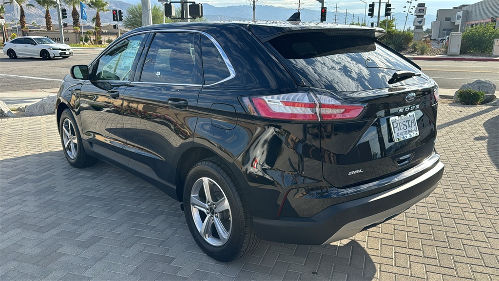 2023 Ford Edge SEL photo 4