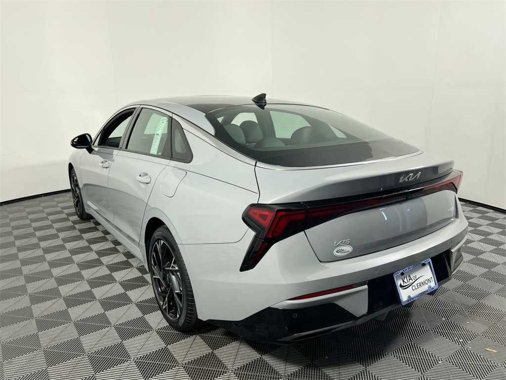 2026 Kia K5 GT-Line photo 6