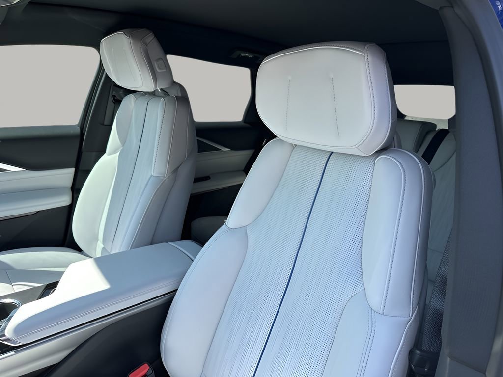 2025 Cadillac Lyriq Sport photo 21
