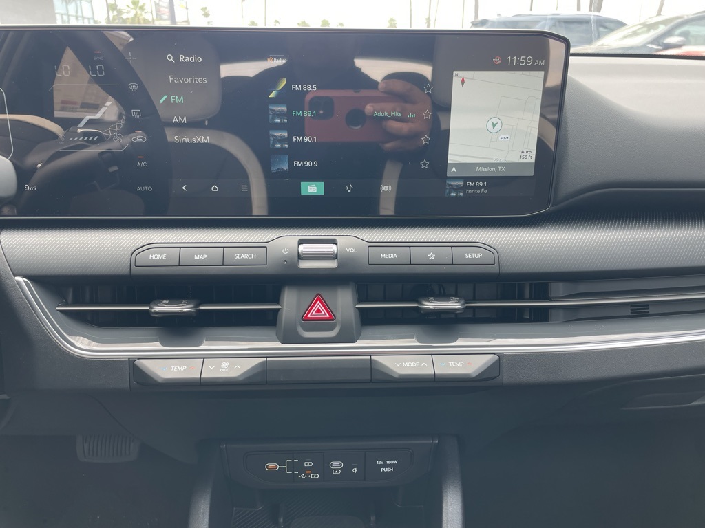 2025 Kia K4 GT-Line photo 18