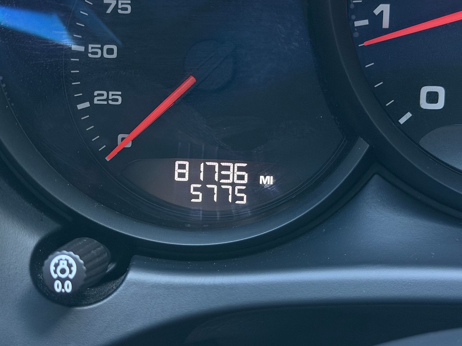 2020 Porsche Macan Base photo 3