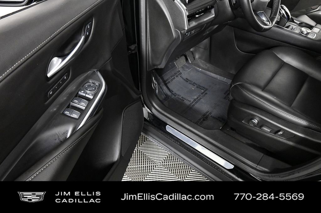 2025 Cadillac XT4 Premium Luxury photo 6