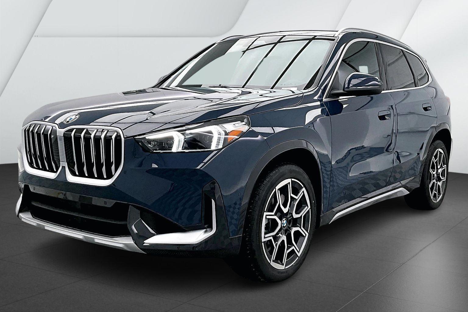 2026 BMW X1 28i's photo