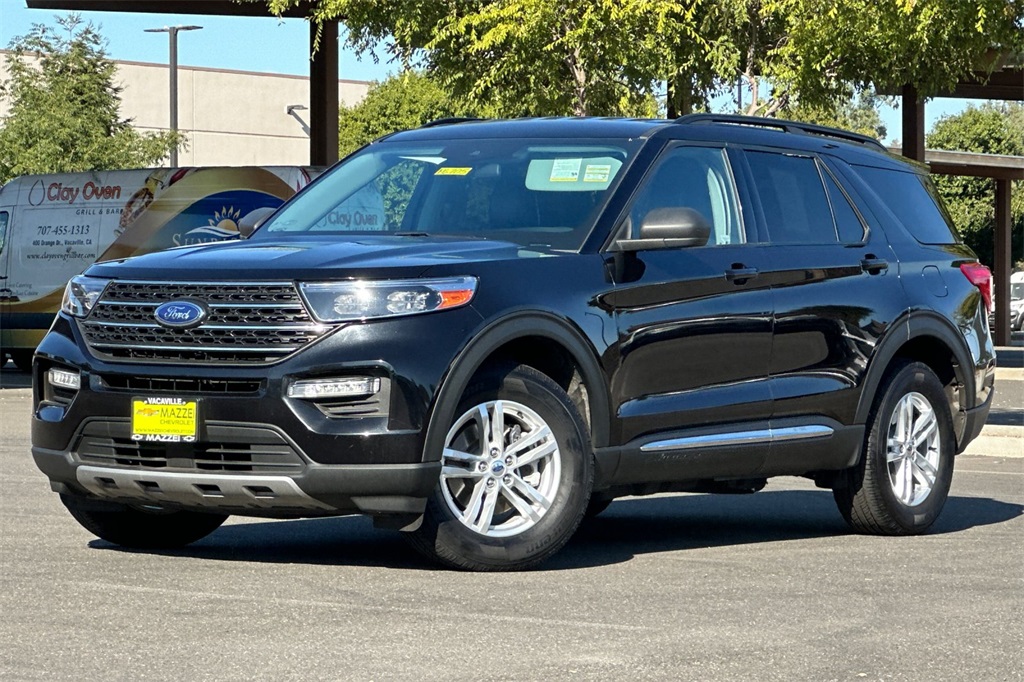 2022 Ford Explorer XLT photo 14