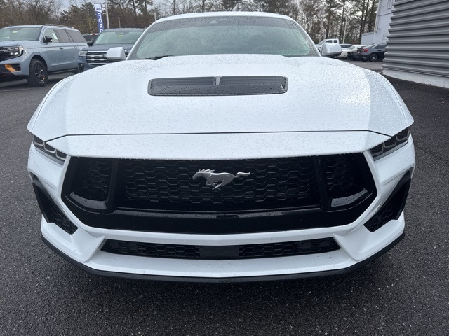 2024 Ford Mustang GT Premium photo 2